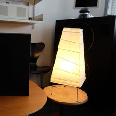 Akari 4N Table Lamp
