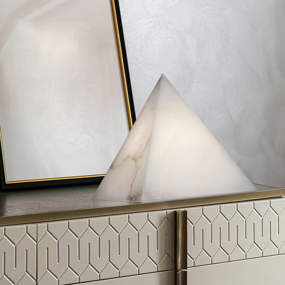 Alabaster Pyramid Table Lamp - view 10 | Liootrlamp