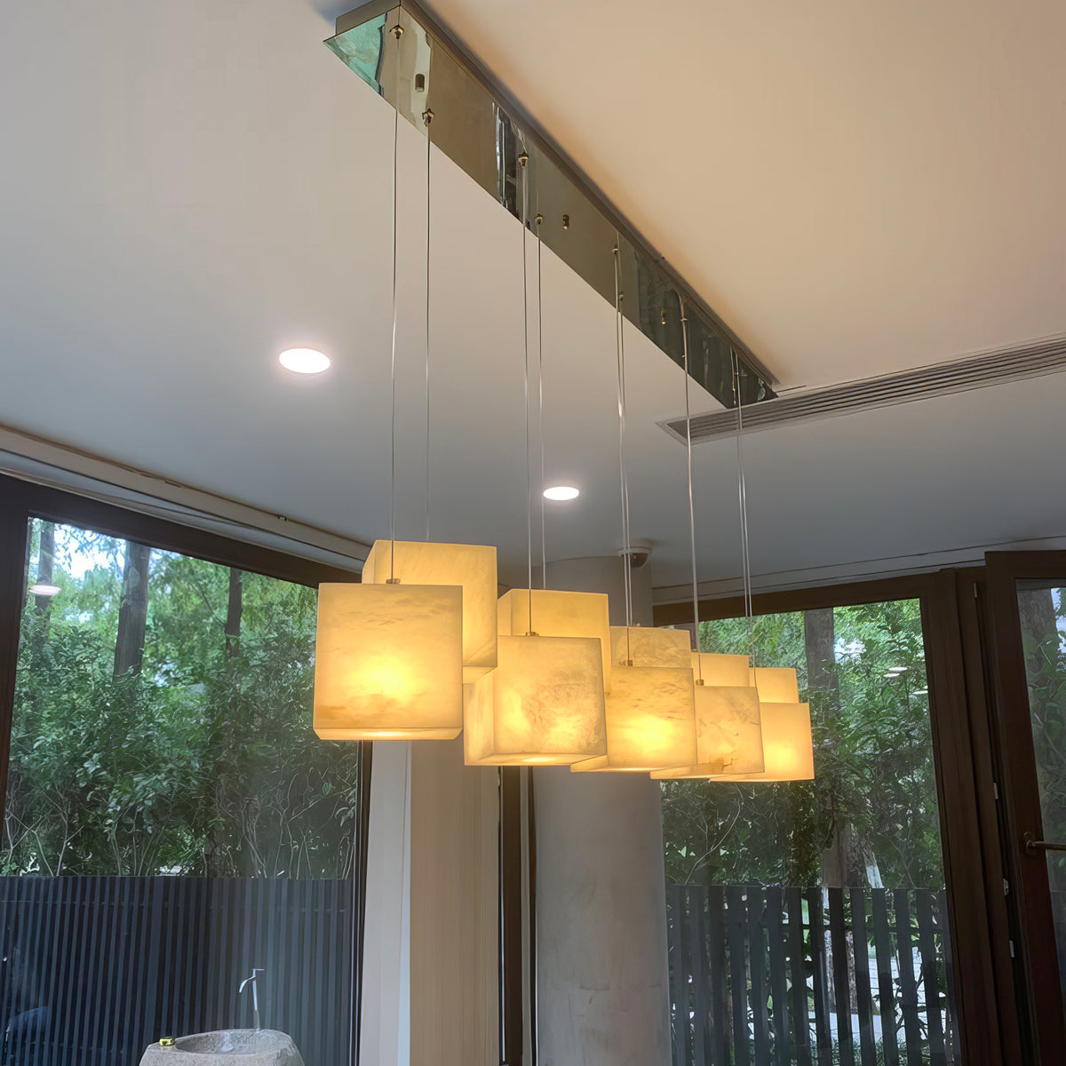 Alabaster Cube Box Chandelier - view 8 | Liootrlamp