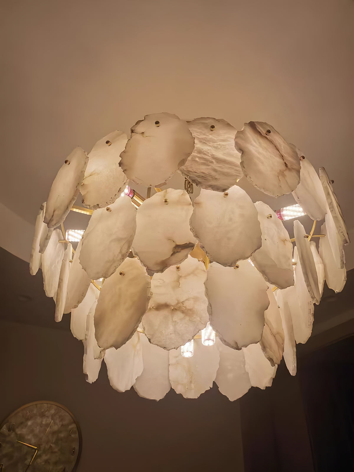 Gloire Luxury Alabaster Chandelier - view 6 | Liootrlamp
