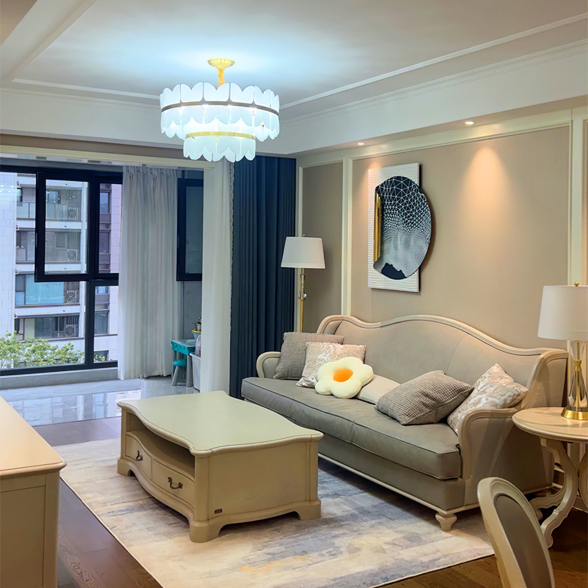 Patanga Alabaster Butterfly Chandelier - view 5 | Liootrlamp