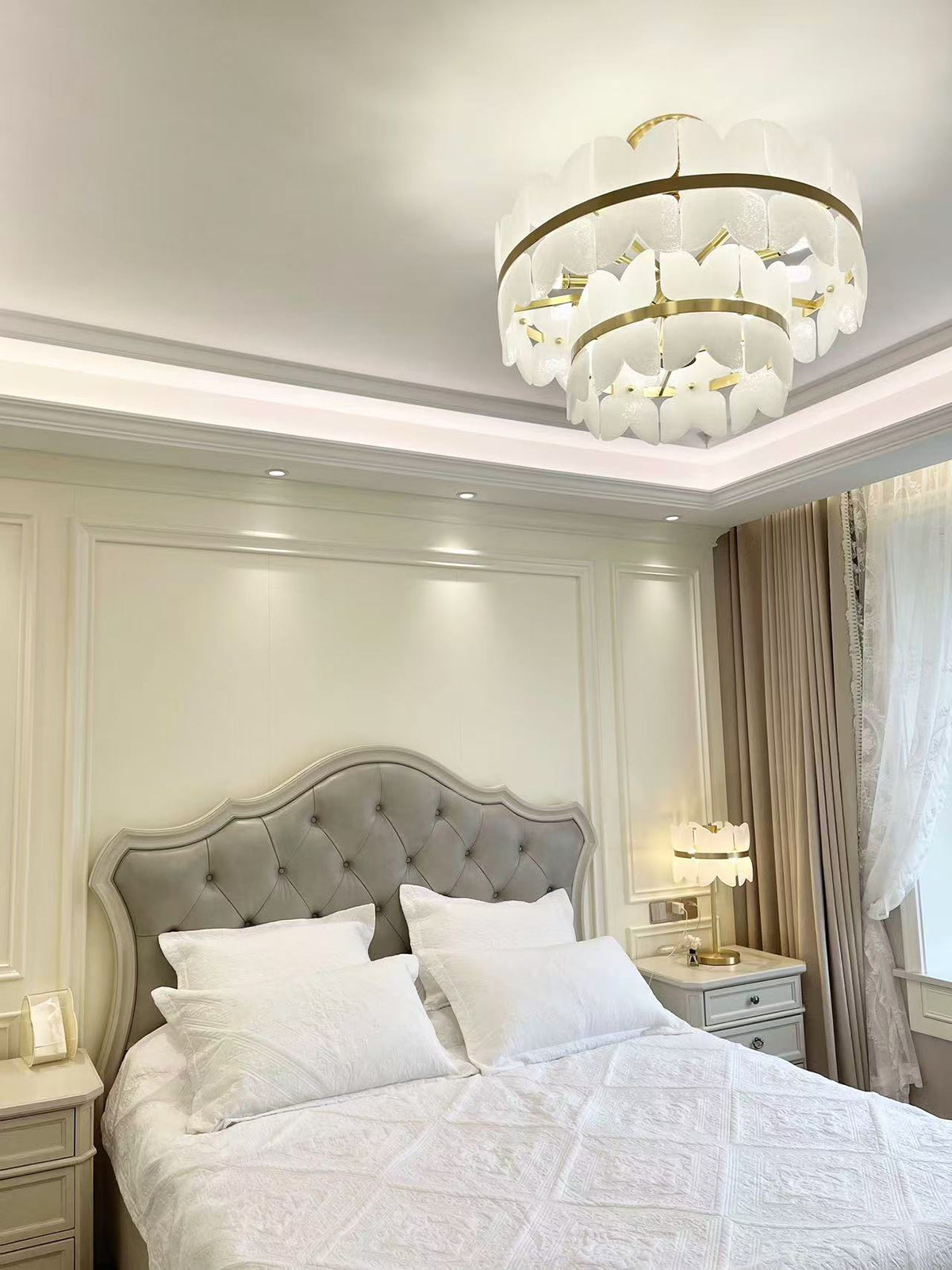 Patanga Alabaster Butterfly Chandelier - view 10 | Liootrlamp