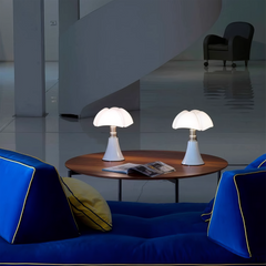 Pipistrello Petal Small Table Lamp