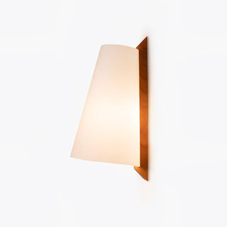 Lupe Wooden Wall Light