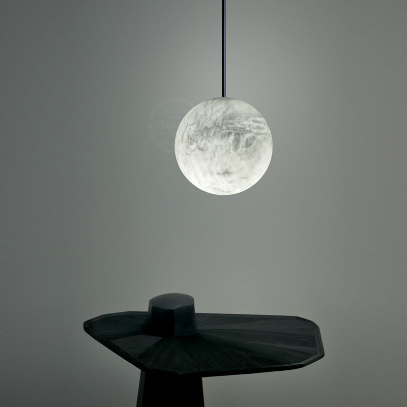 Luxury Multi-Globe Alabaster Pendant Light