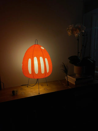 Akari 1A Series Table Lamp