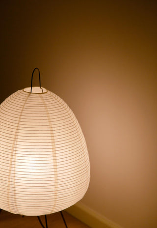 Akari 1A Series Table Lamp