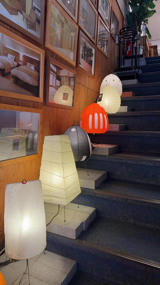 Akari 1A Series Table Lamp