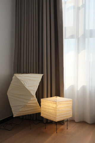 Akari 3X Table Lamp