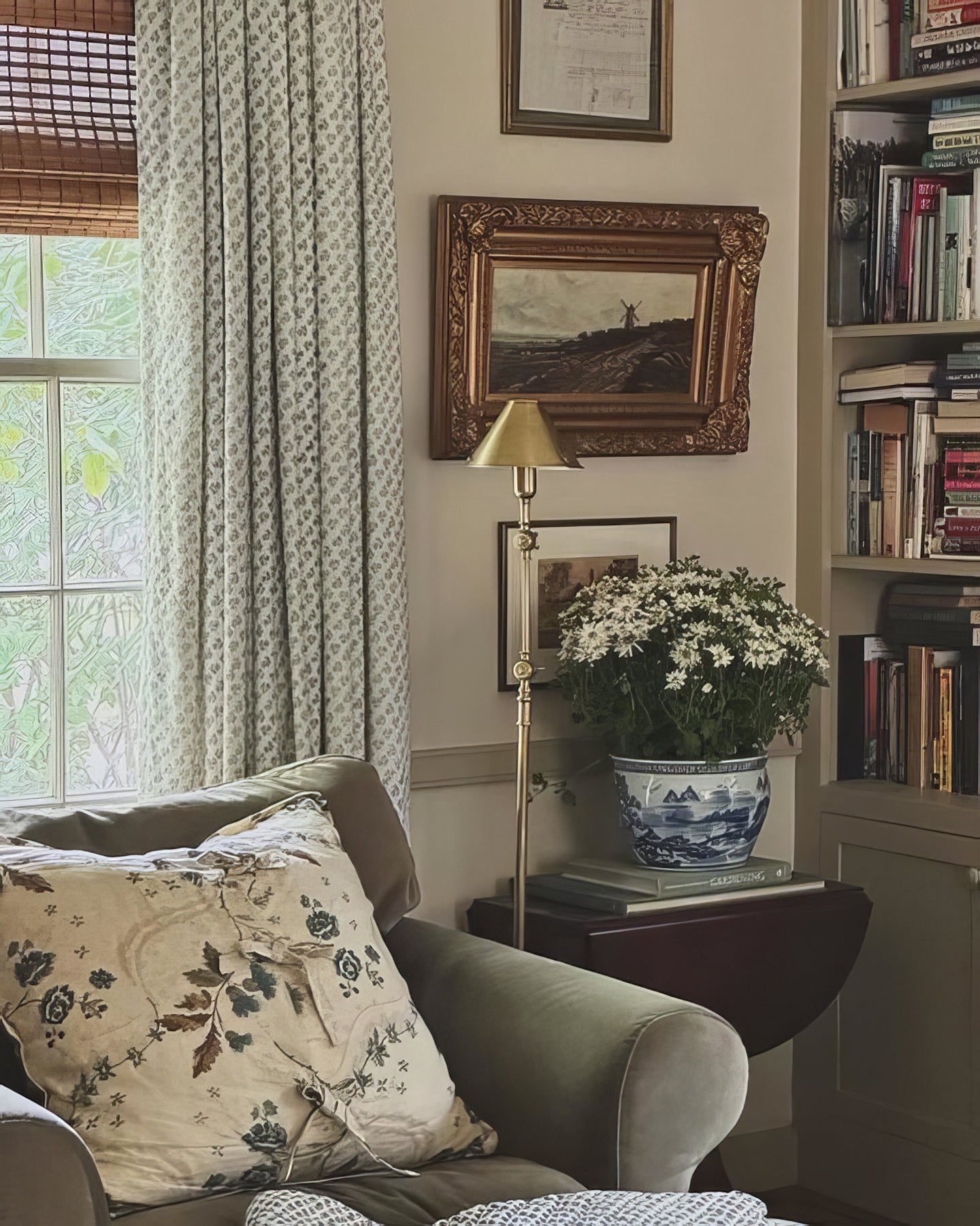 Anette Adjustable Floor Lamp