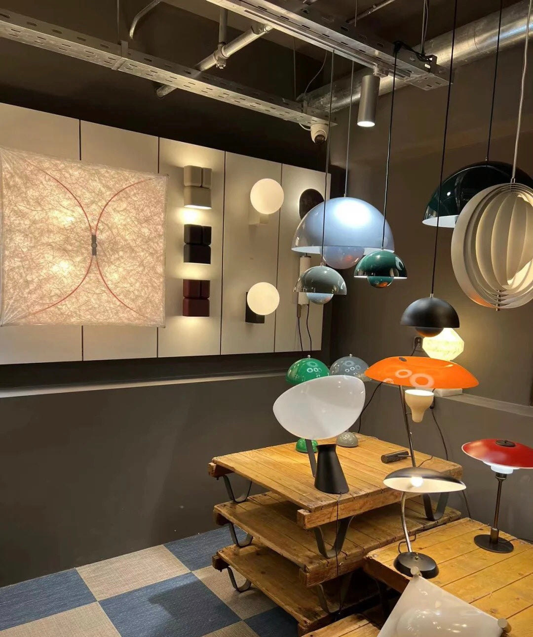 Ariette Kite Wall Lamp