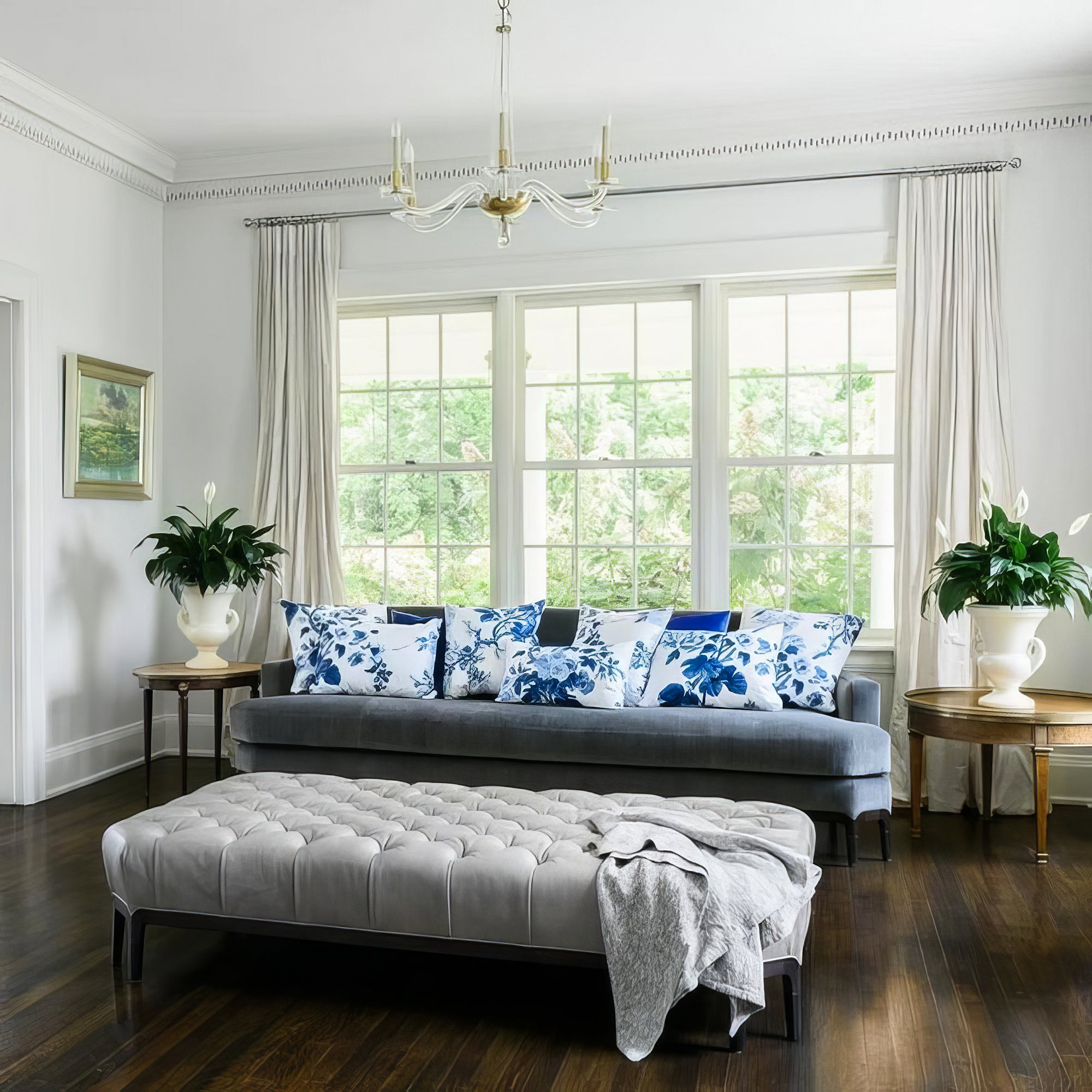 Bernardo Medium Glass Chandelier