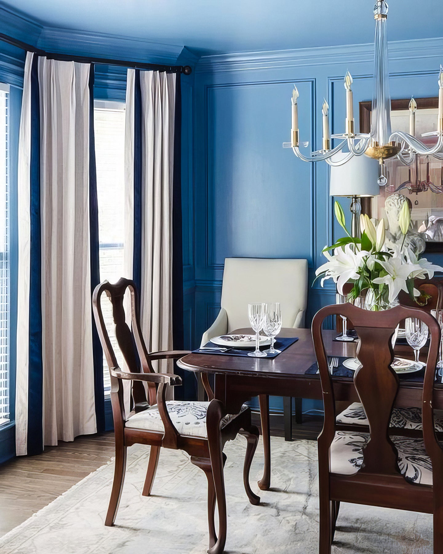 Bernardo Medium Glass Chandelier