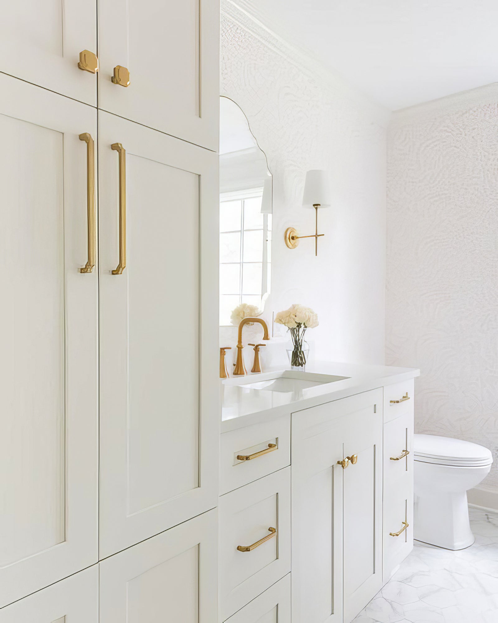 Bryant Wall Light