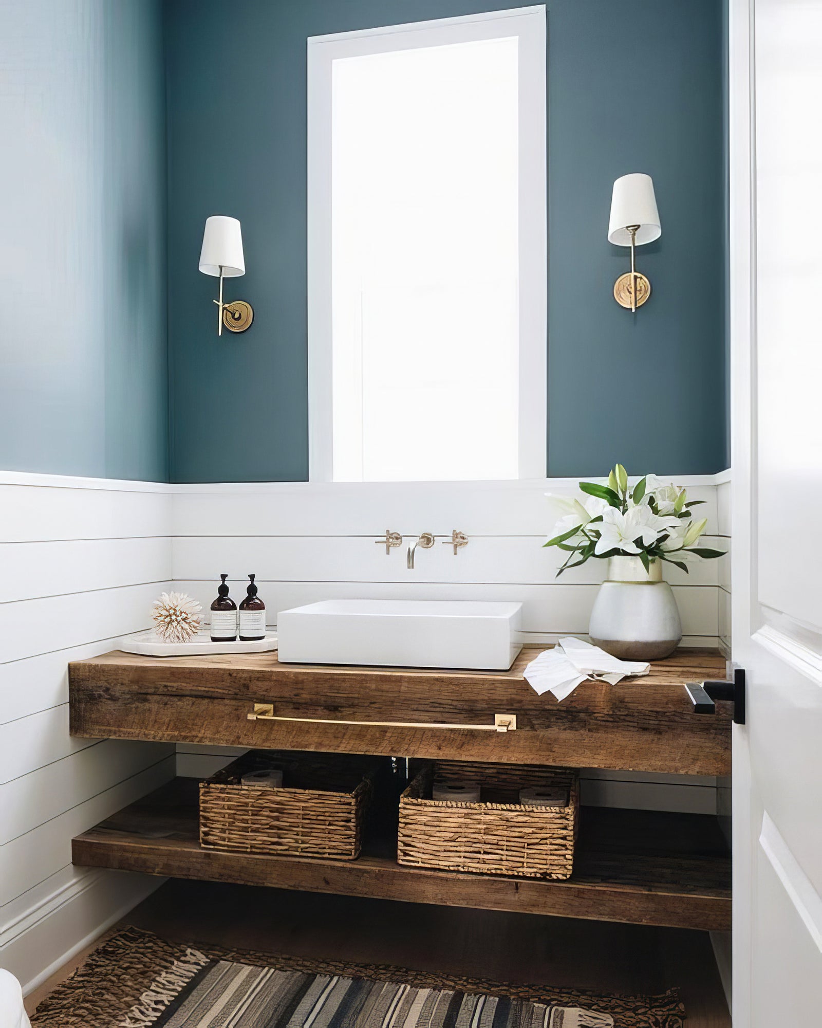 Bryant Wall Light