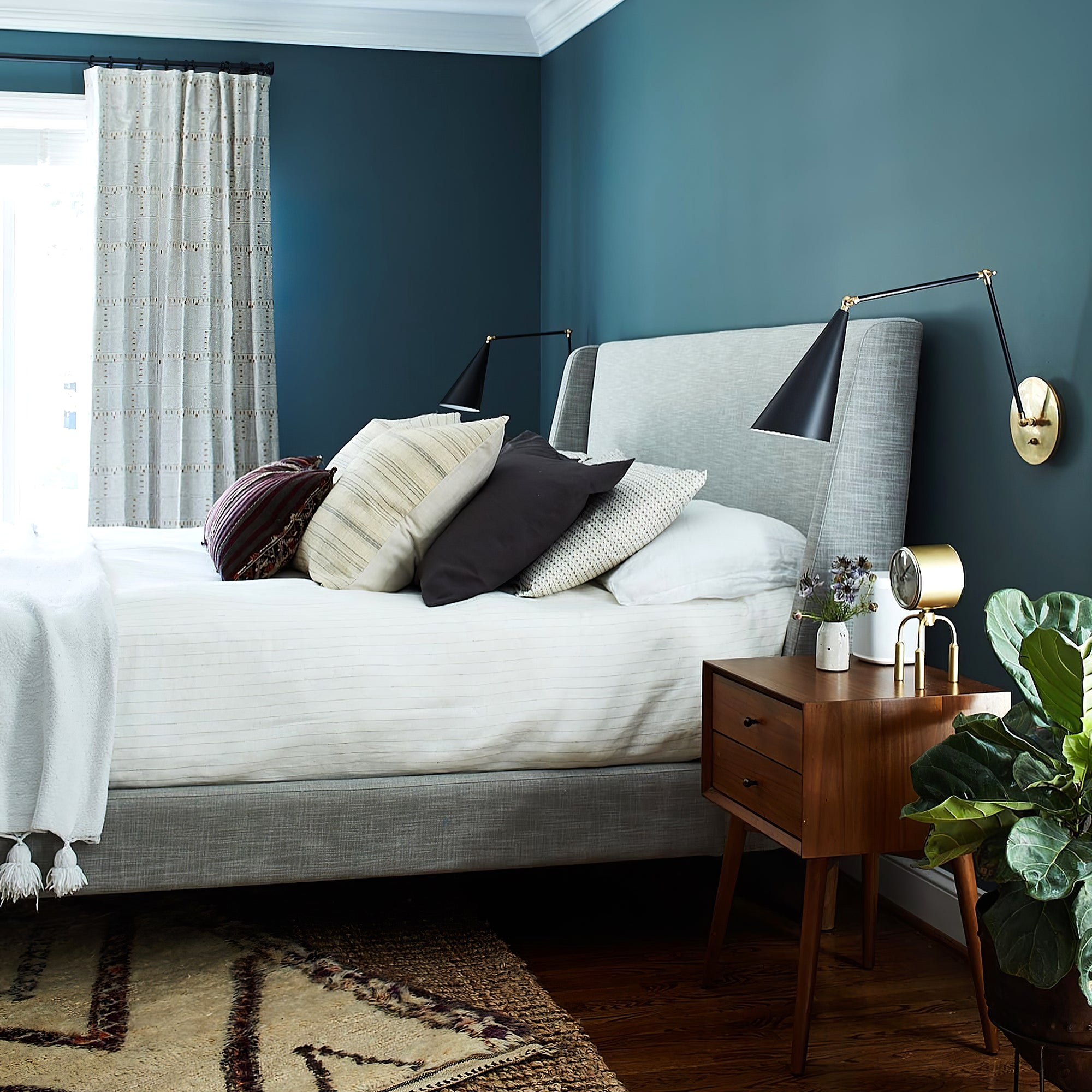 Clemente Double Arm Wall Lamp