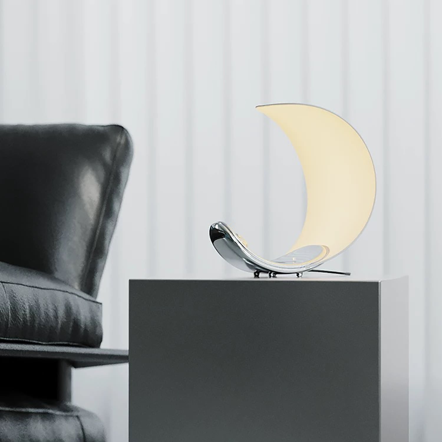 Curly LED Moon Table Lamp