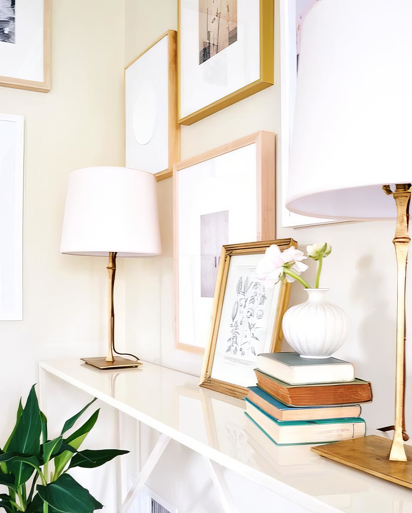 Dauphine Iron Table Lamp