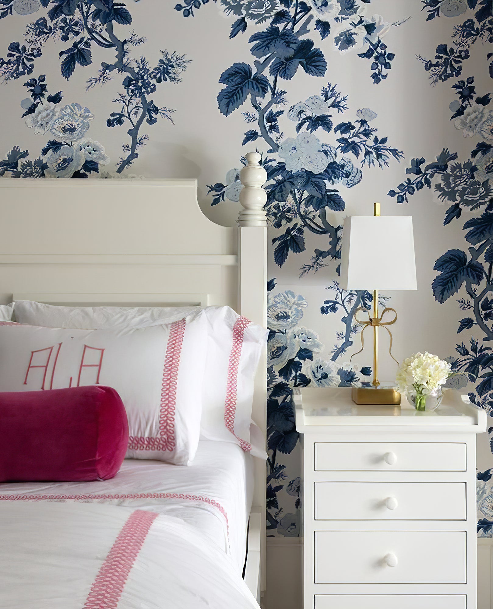 Ellery Butterfly Table Lamp