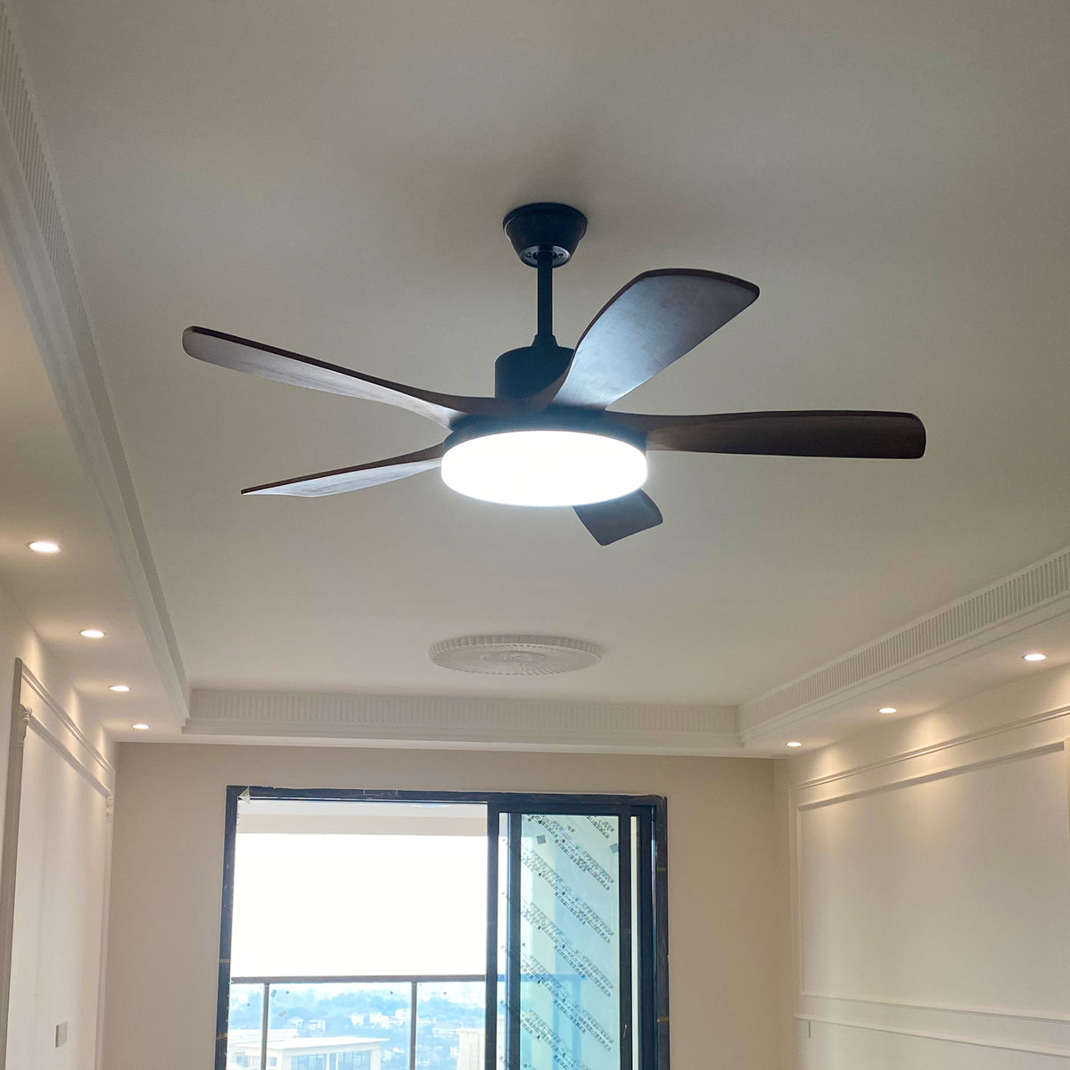 Five-Leaf Ceiling Fan Light - view 5 | Liootrlamp