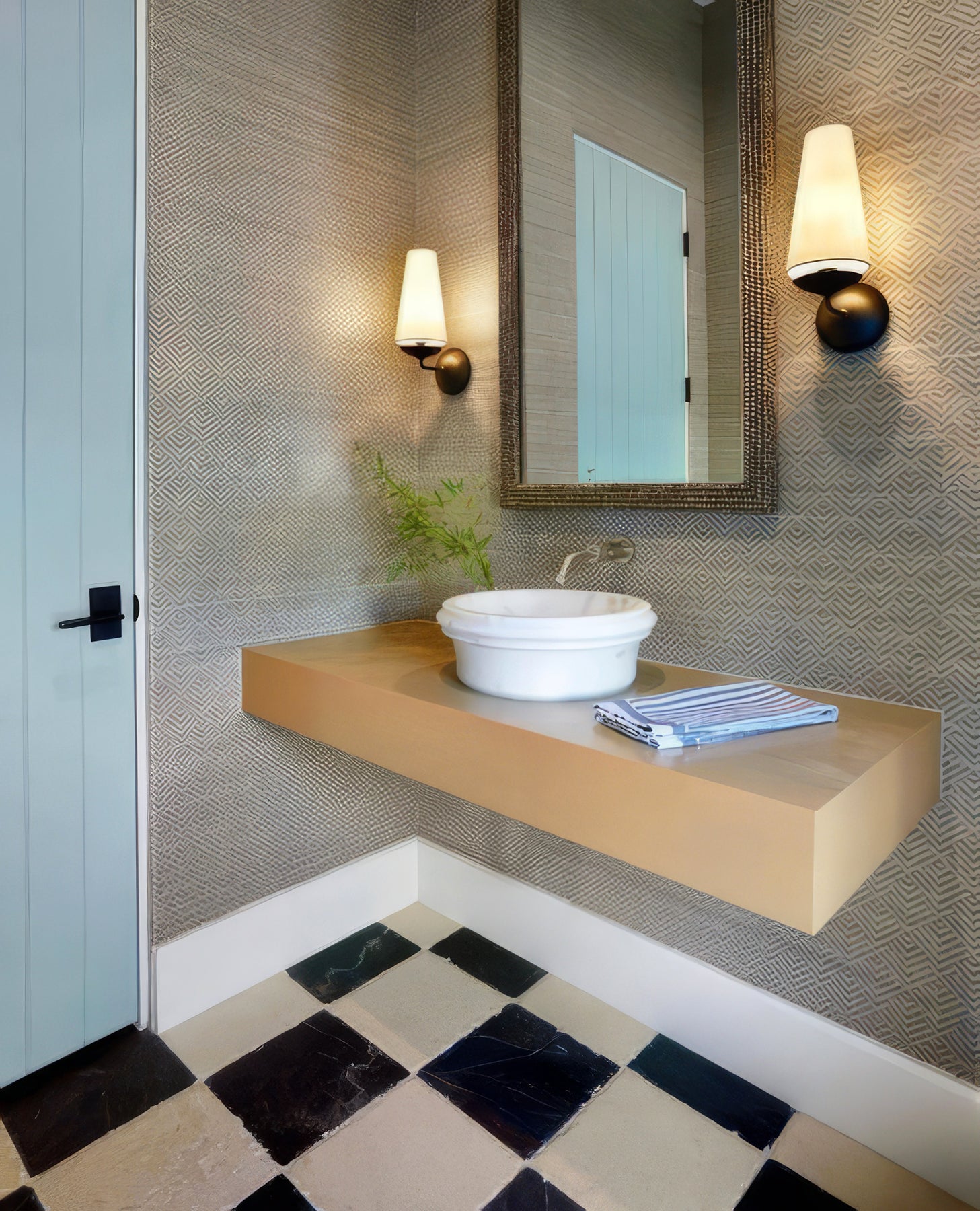 Fontaine Single Wall Lamp