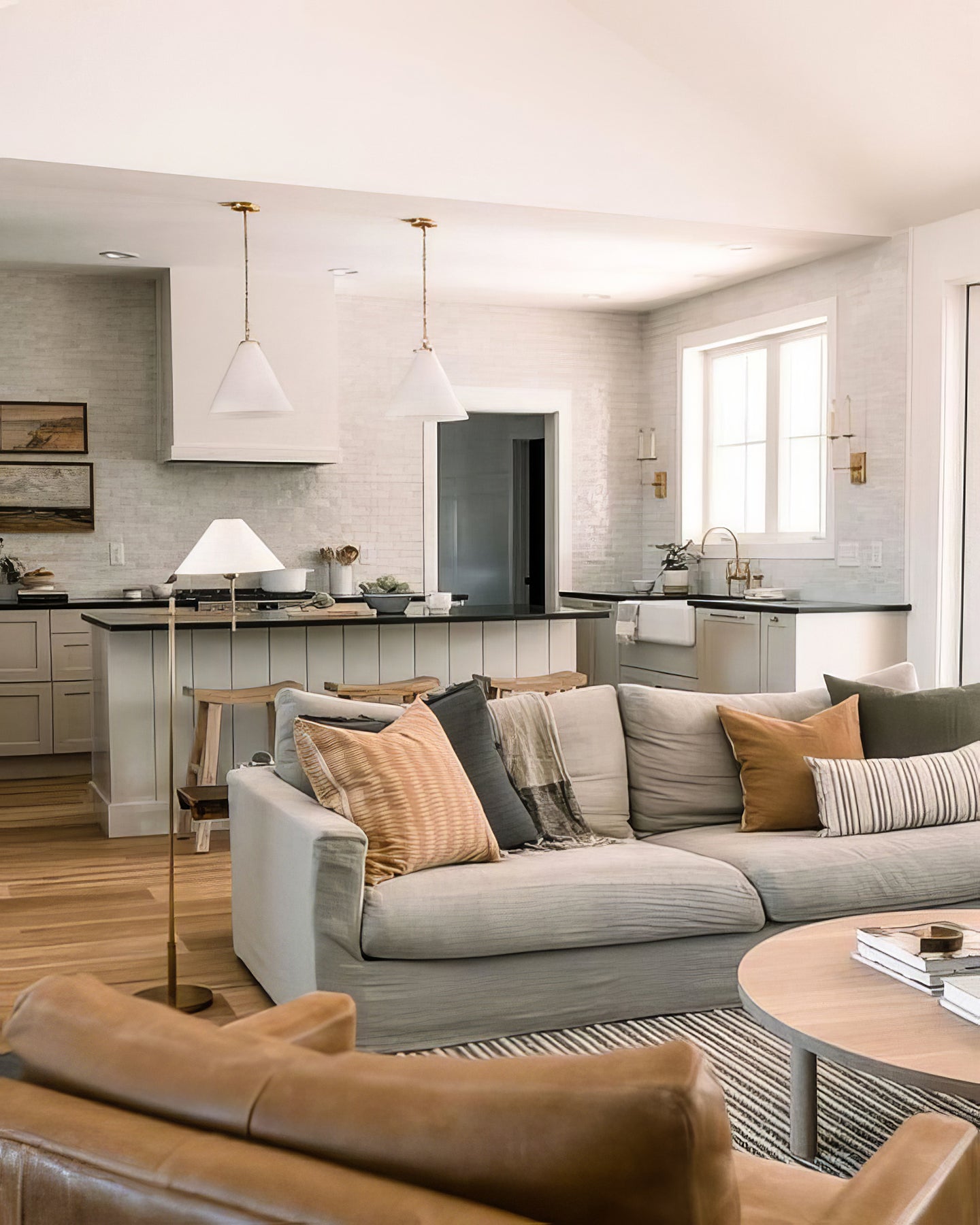 Hackney Bridge Arm Floor Lamp