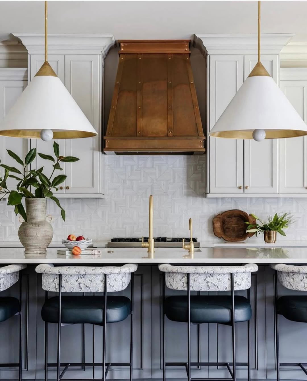 Kelly Wearstler Cleo Pendant Lamp
