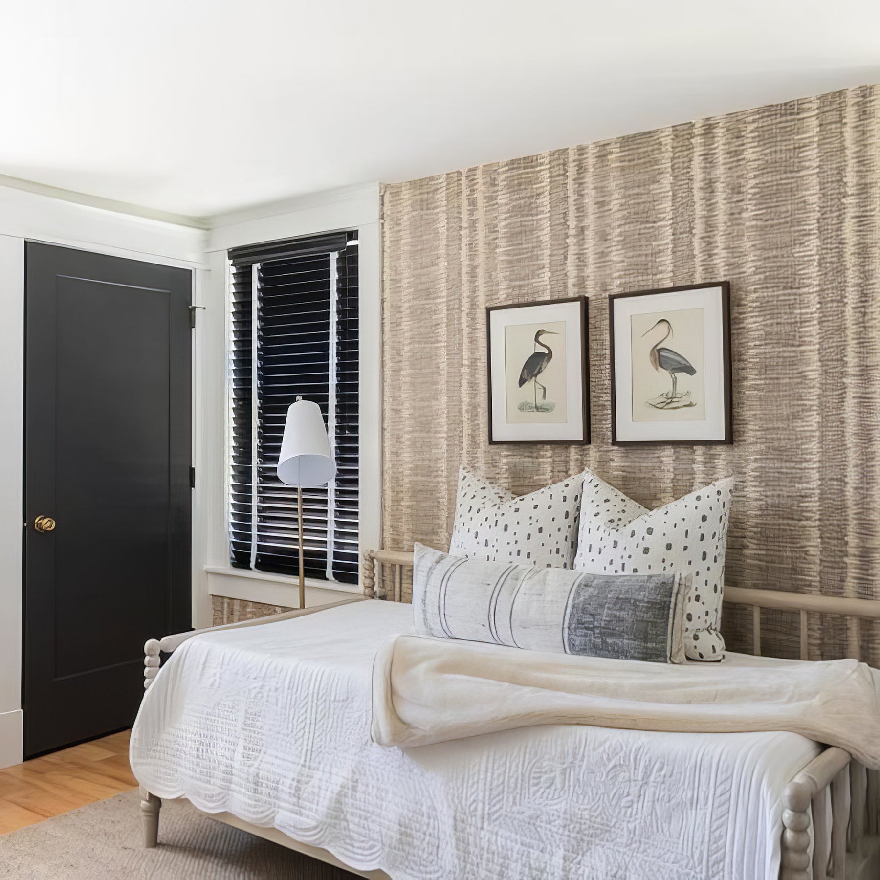 Mia Floor Lamp