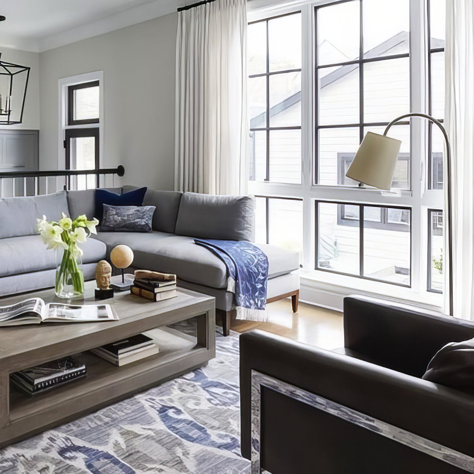 Mia Floor Lamp
