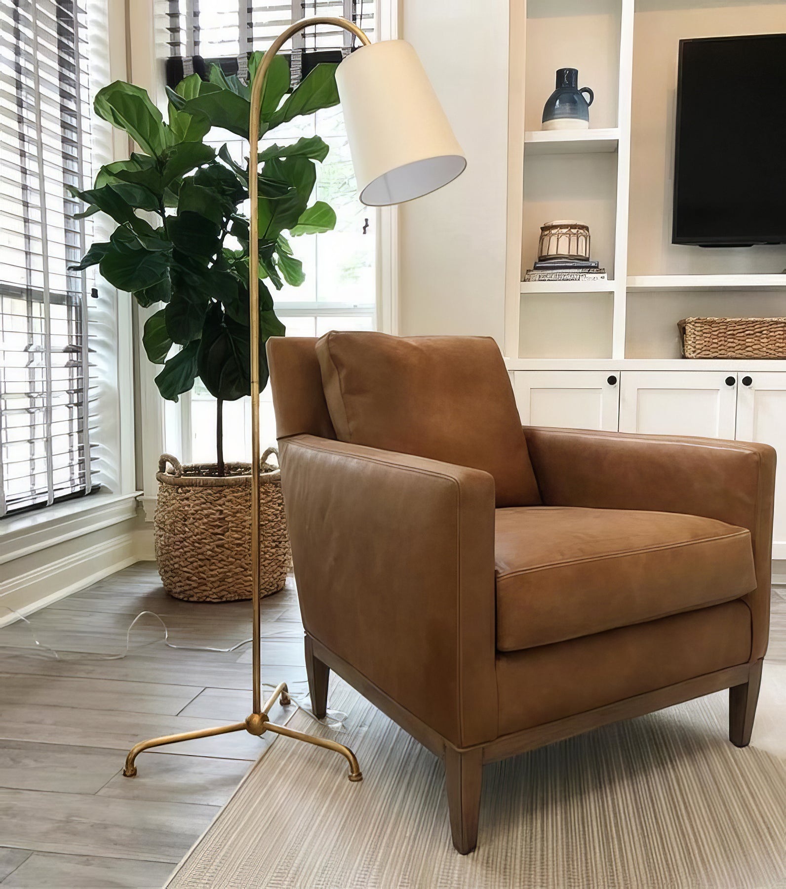 Mia Floor Lamp