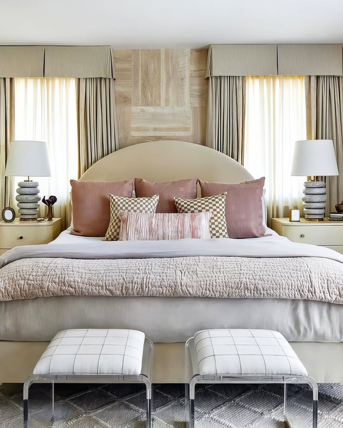 Phoebe Stacked Table Lamp