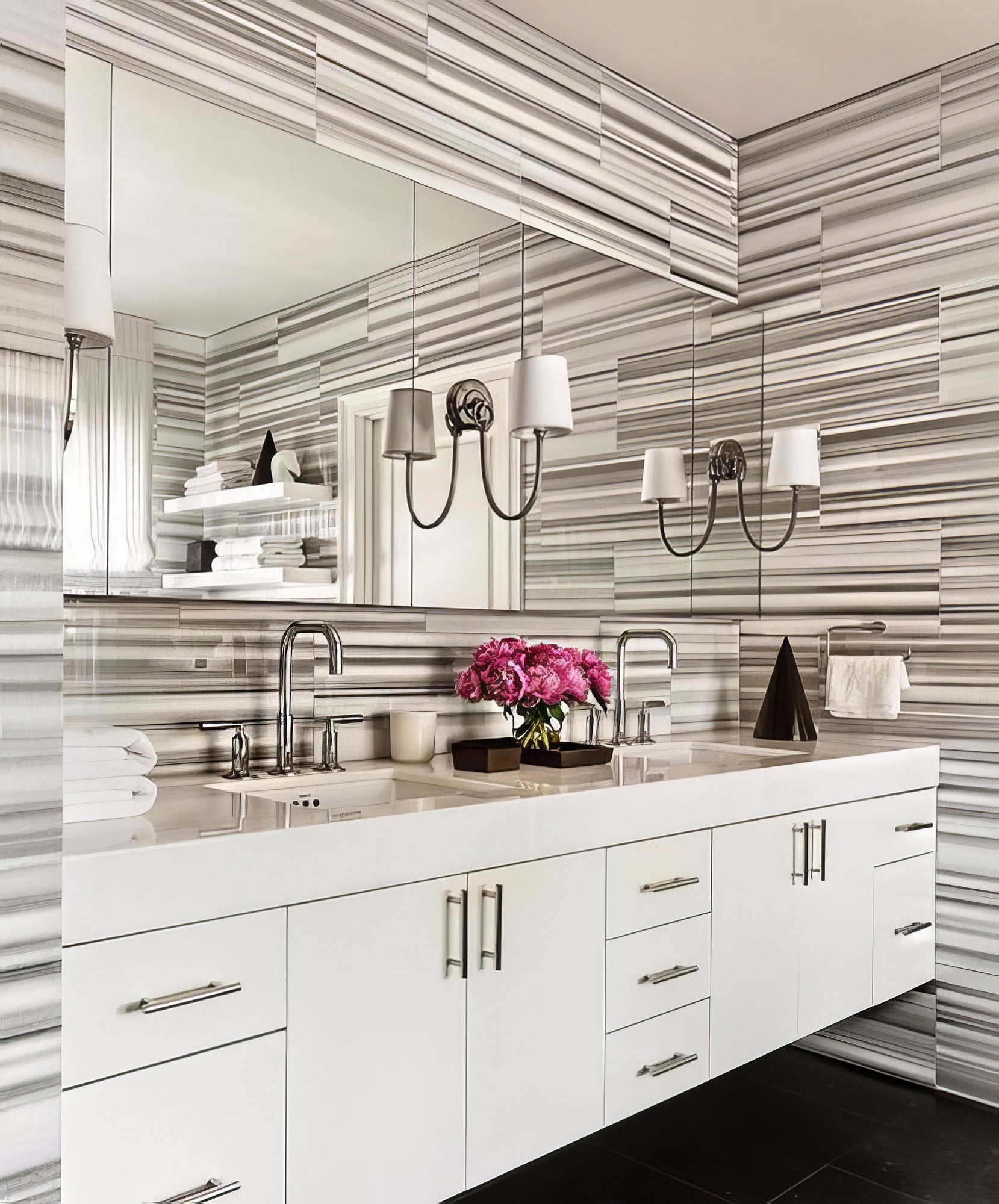 Reed Single Wall Lamp