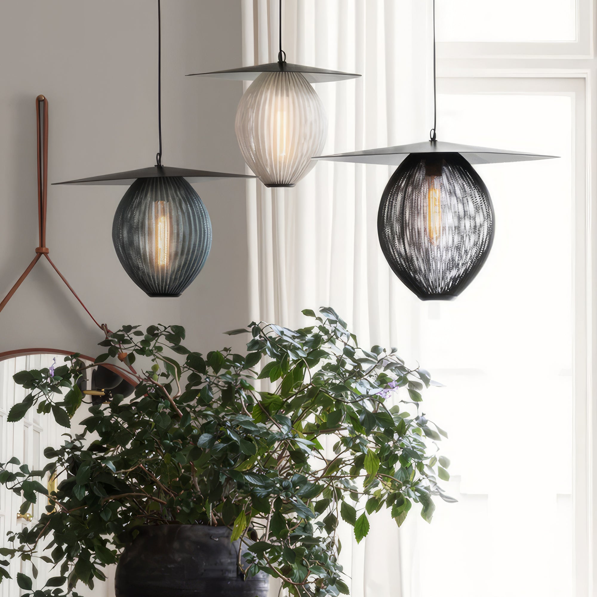 Satellite Pendant Lamp