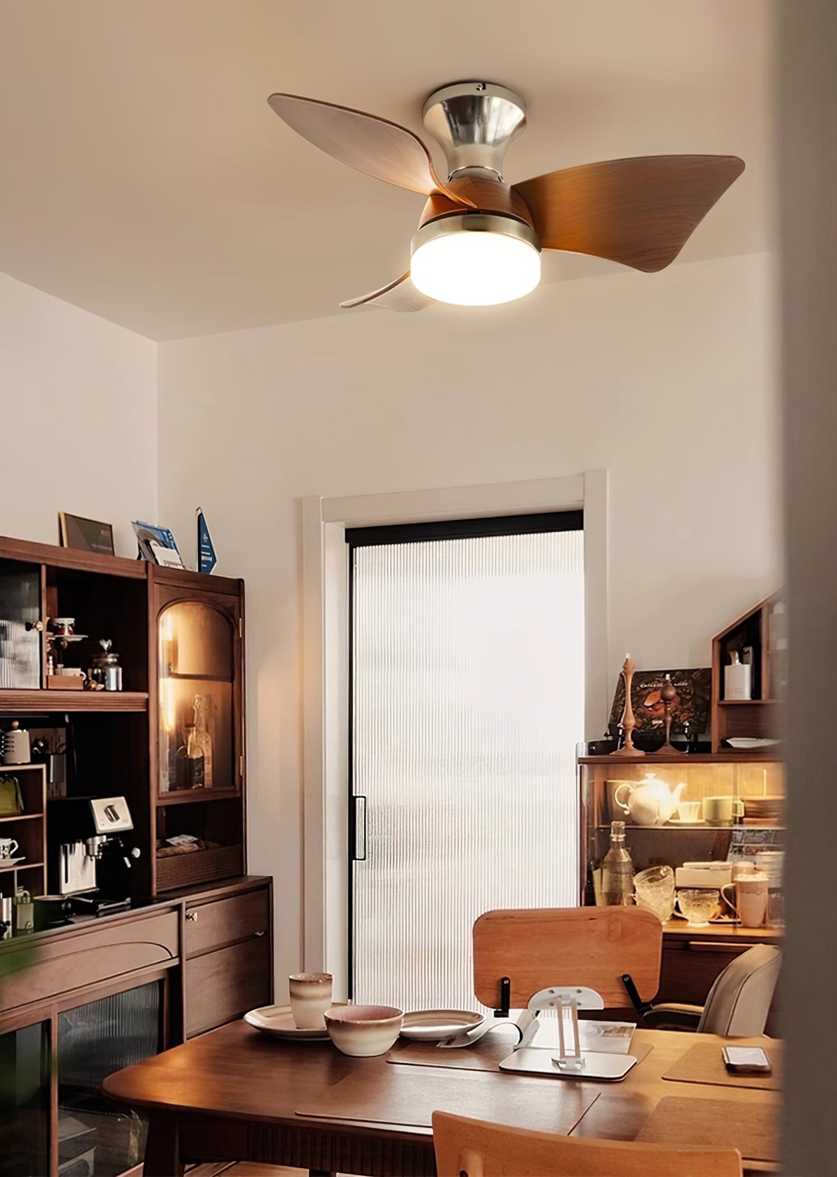 Spiral Ceiling Fan Light - view 6 | Liootrlamp
