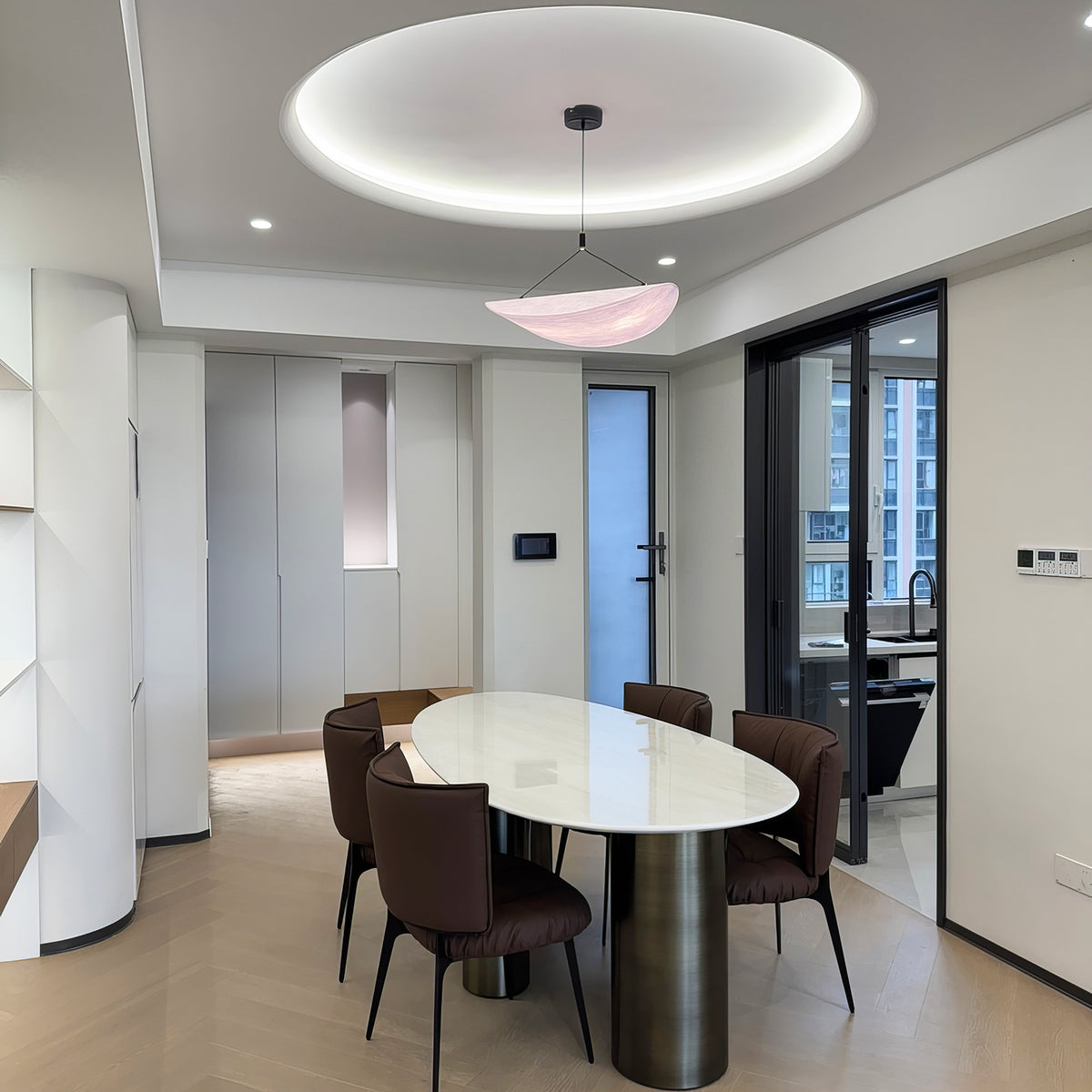 Tense Pendant Lamp