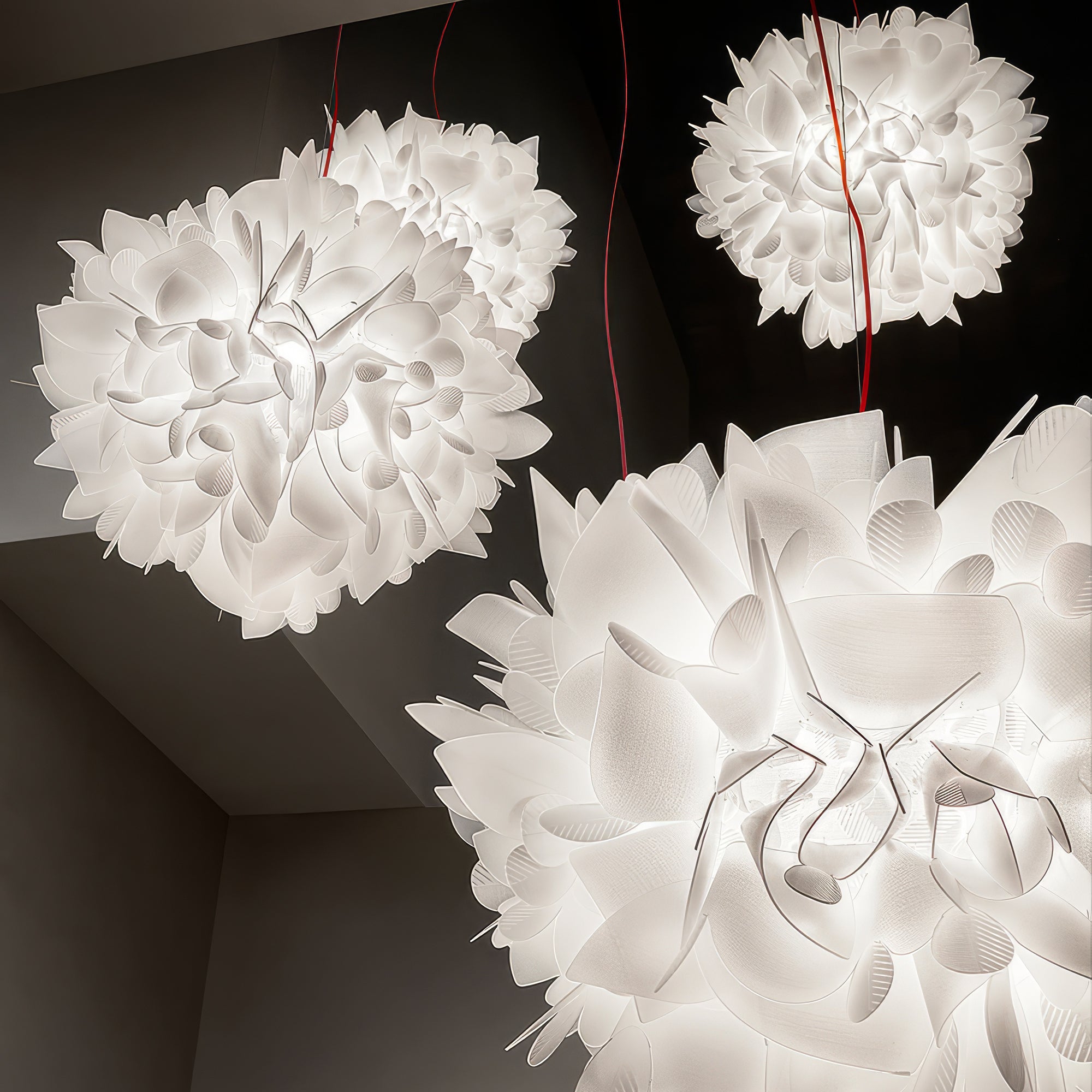 Veli Foliage Pendant Lamp