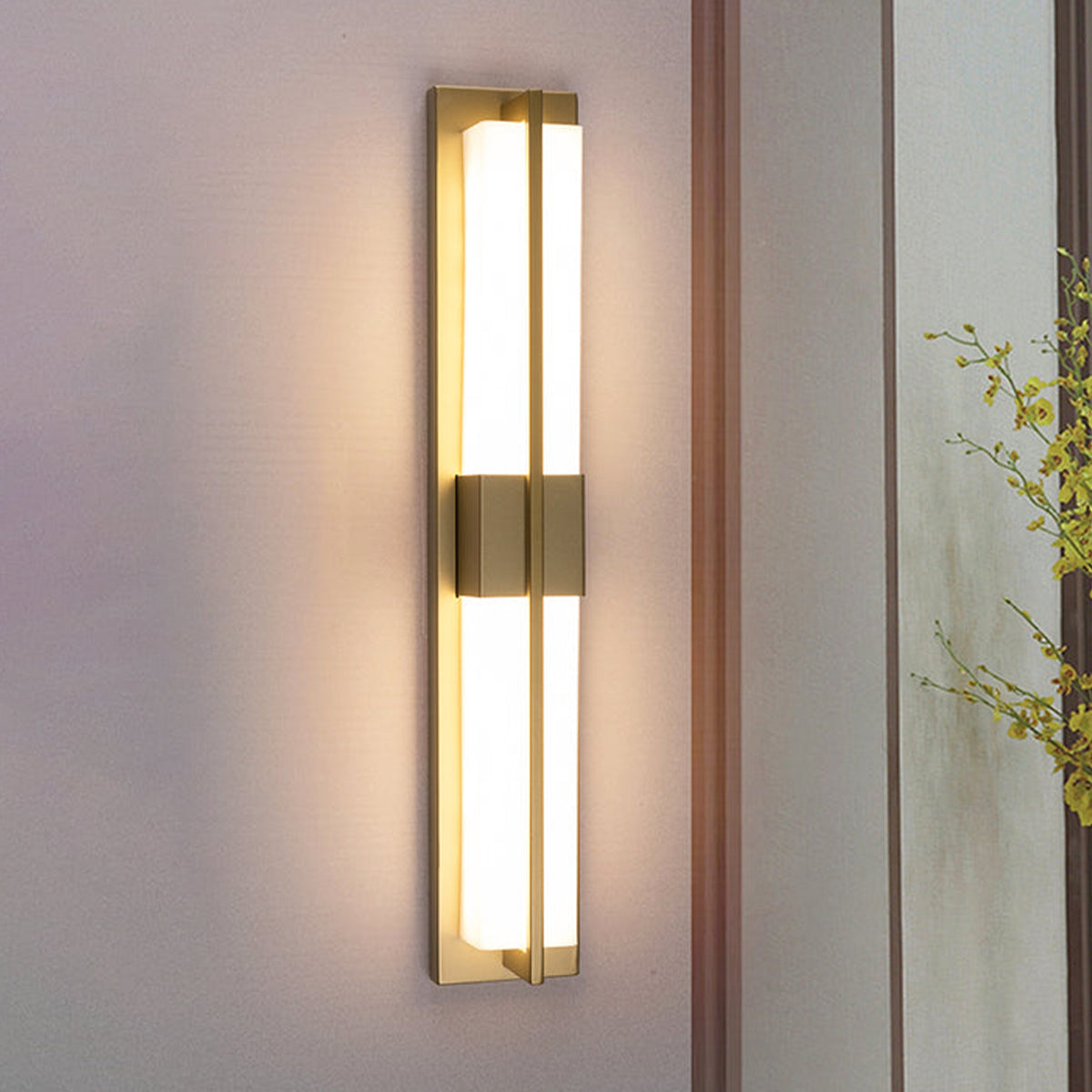 Rectangular Luxury Alabaster Wall Sconce - view 9 | Liootrlamp